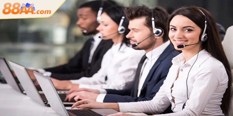 88aa có uy tín không? Đánh giá chân thực từ góc nhìn thực tế 4 88aa có uy tín không khi đội ngũ CSKH hoạt động không ngừng nghỉ